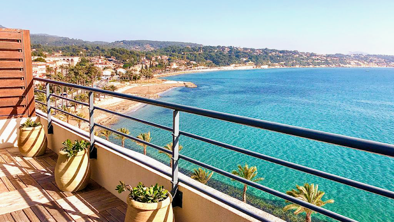 Dp-Lesterrassesdularge à Bandol