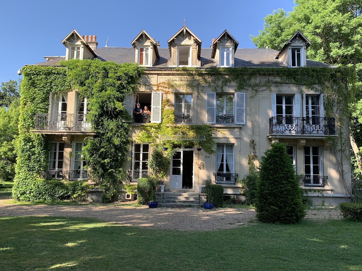 Le Chateau de Poigny à Poigny-la-Forêt
