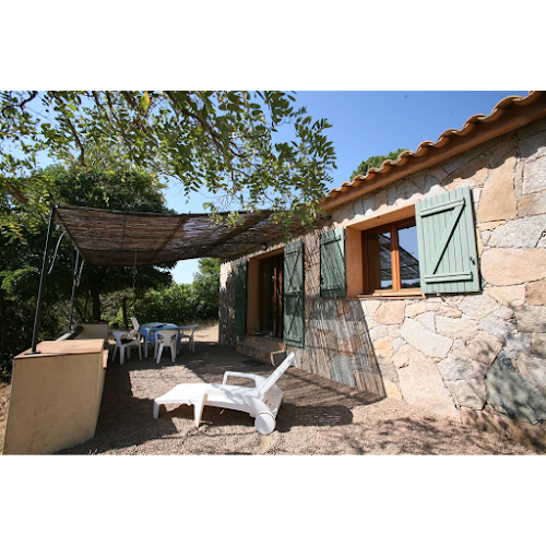Camping *** U Furu à Porto-Vecchio