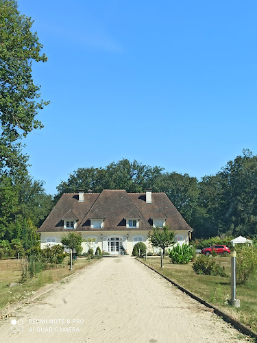 Kurnia Guesthouse à Espinasse-Vozelle