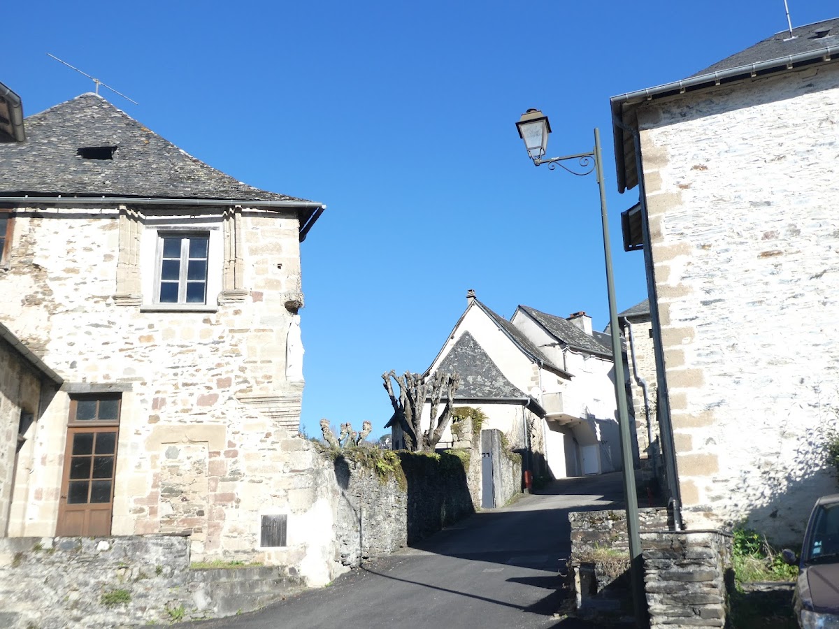 Aire De Camping Car à Brens