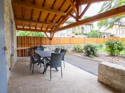 Le Petit Gîte des Cèdres à Serres Et Montguyard