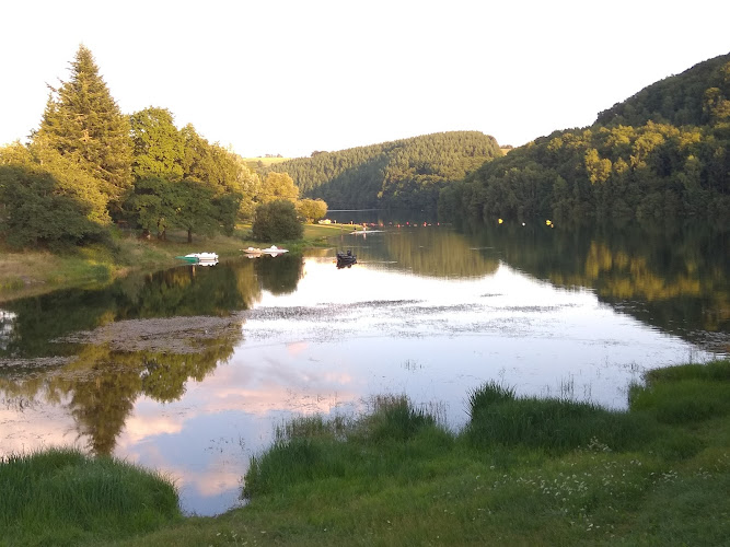 Camping les Moulinoches à Le Vibal