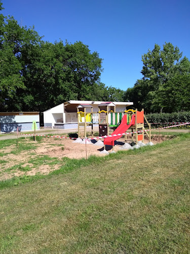 Camping Le Bois du Bouquet à Moutiers-les-Mauxfaits