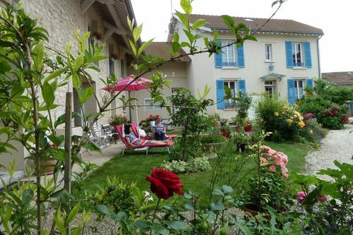 Chambres d'Hôtes Lapie à Val-de-Vesle ( quartier courmelois)