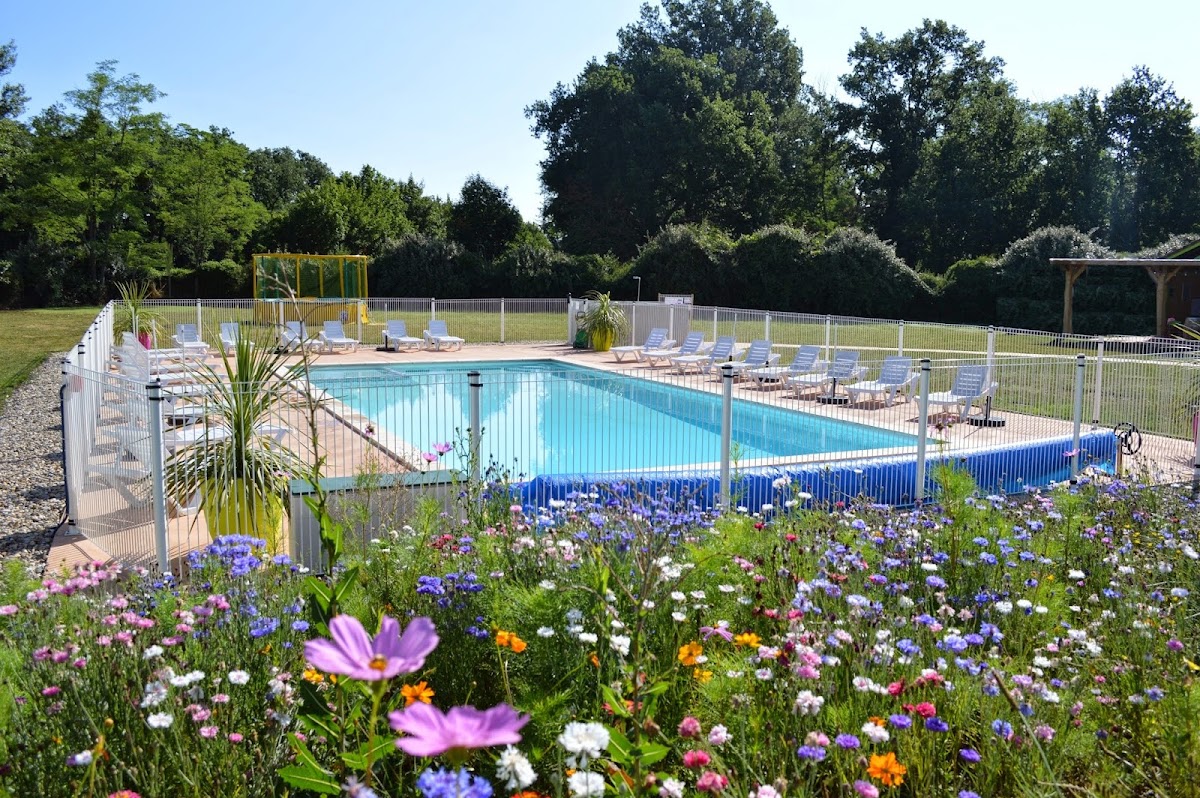 Camping Les Pommiers d Aiguelèze