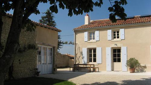 La Campagne à Saint Pierre D'amilly