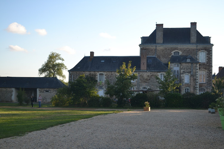 Le Pavillon galant à Gennes-Longuefuye