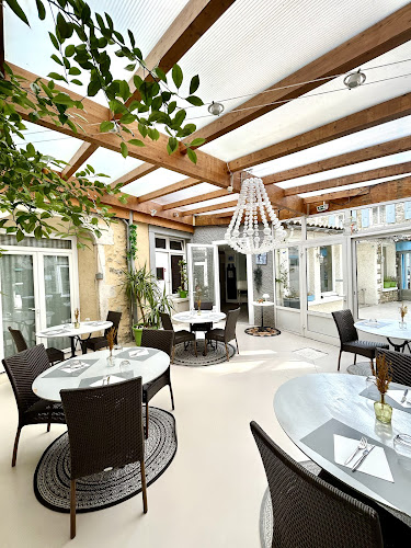 Hôtel Restaurant Les Voyageurs à Charols
