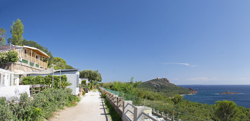 Camping International de l Ile d Or à Saint-Raphaël