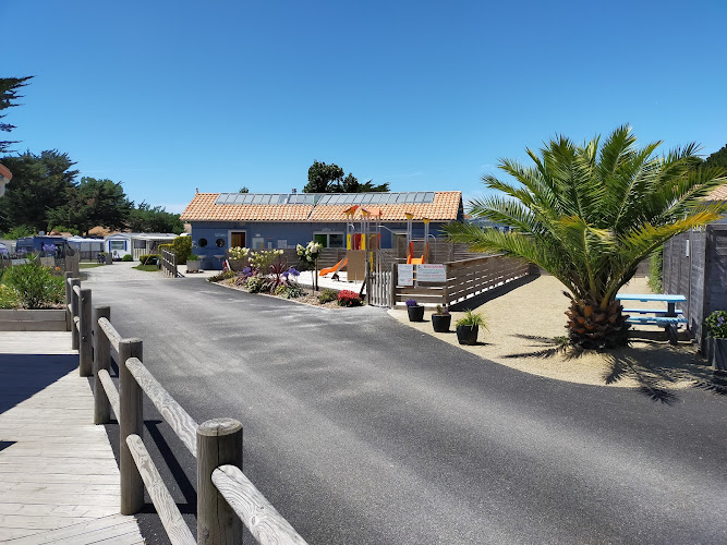 Camping du Vieux Chteau Tharon Plage à Saint-Michel-Chef-Chef