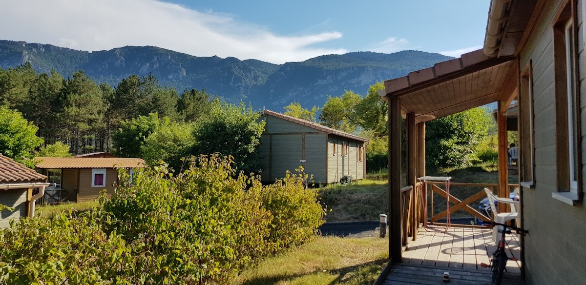Camping la Sapinette à Quillan