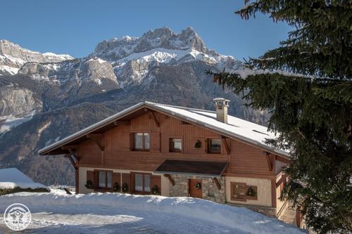 Le Balcon