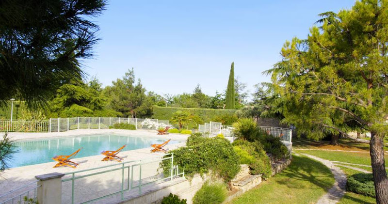 Le Moulin à Vent résidence de vacance à La Roque-sur-Pernes