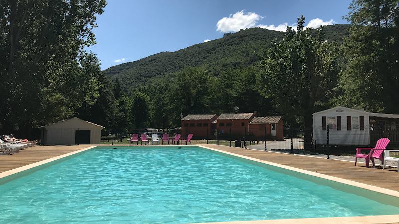 Camping la Berge Fleurie à Mialet