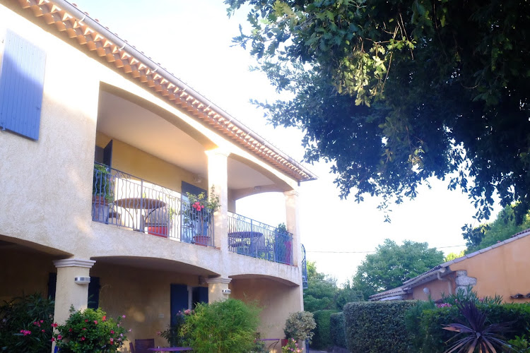 Hôtel Le Colombier à Villecroze