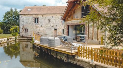 Le Moulin de Chenappé à Neuilly Le Bisson