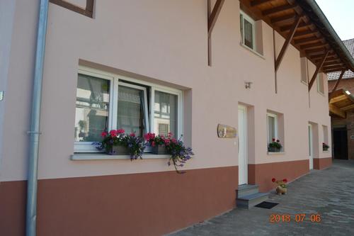 Gîte de l'Ancienne Ferme à Wingersheim Les Quatre Bans