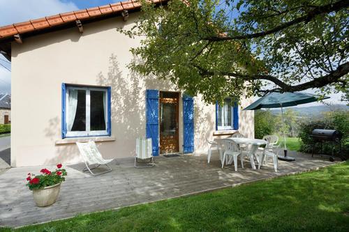 La Maison Bleue à FERRIERES-SUR-SICHON