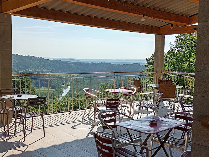 Camping Les Chataigniers à Ribes