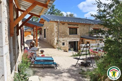 Les Gîtes de l'Écharasson à Saint Jean En Royans