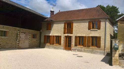 Le Gîte de la Boderonne à Villy En Trodes