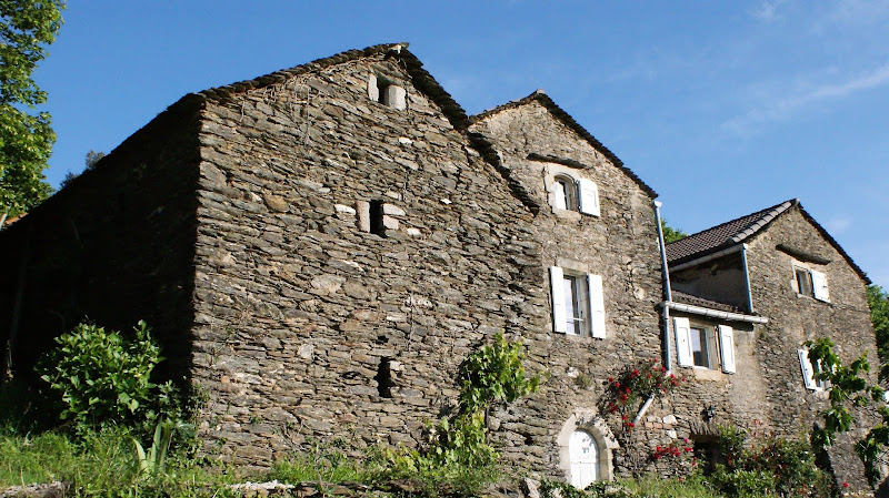 Gite Castagnere 4* à Aujac