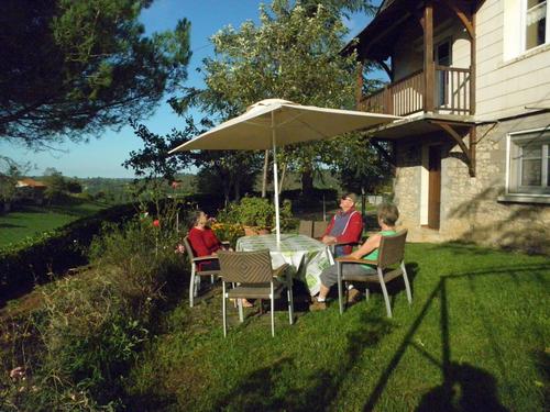 Gîte Calme à Auzits