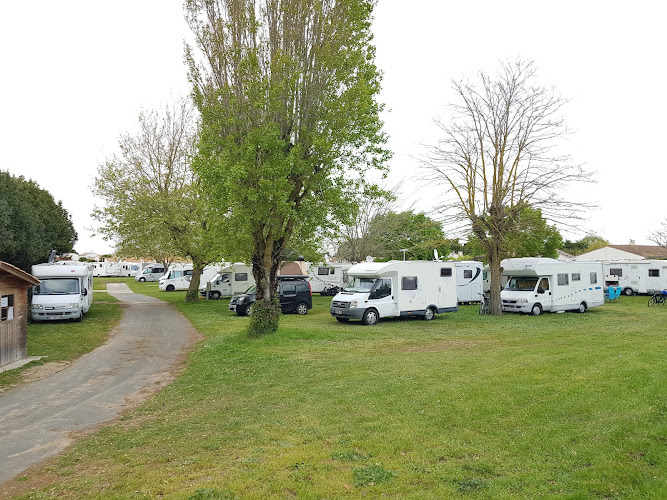 Camping Bellevue Bon Accueil à La Flotte