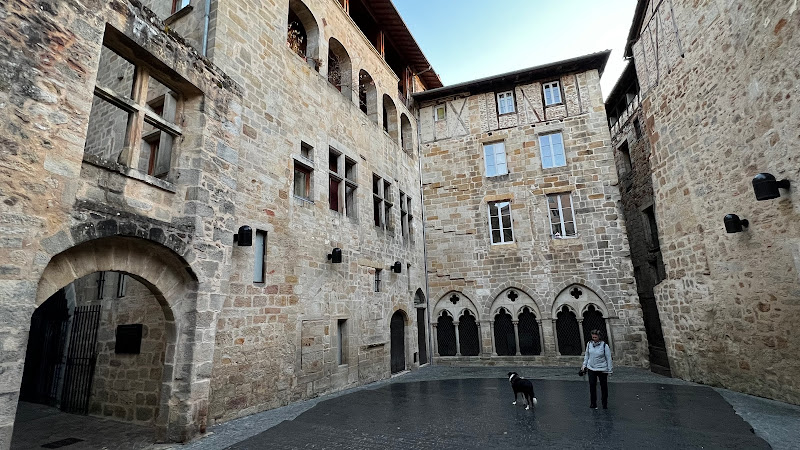 Aire Municipale à Figeac