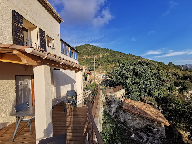 Gite de France Le Rocher de l Albera à Touët-de-l'Escarène