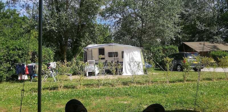 Camping Le Lac d Orient à Mesnil-Saint-Père