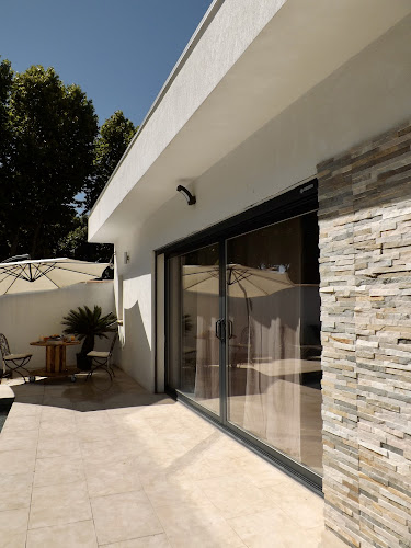 La Suite Côté Pool-House à Istres