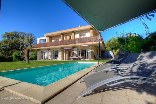 La villa à Afa