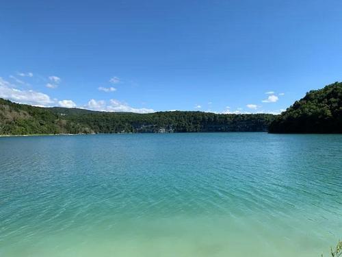 Au Flâneur du Lac à CERNON