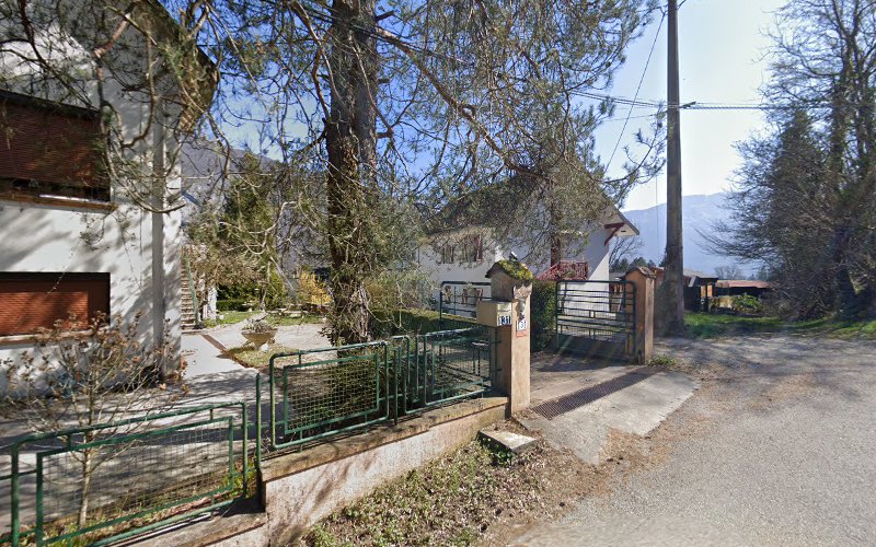 hôtel Le Chalet Du Lac à Novalaise