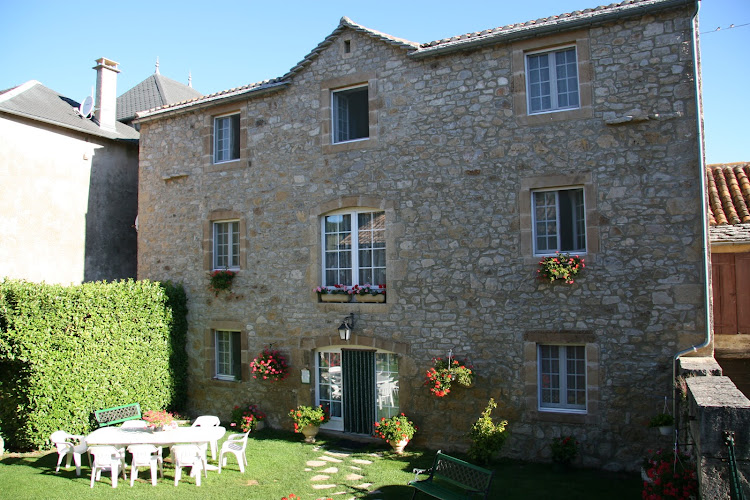 Chambres d Hôtes Lou Jassou à Lapanouse-de-Cernon