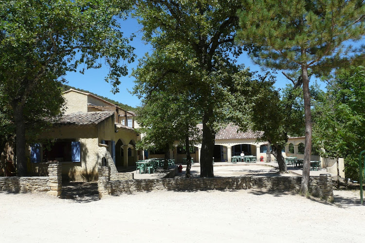 Camping Les Trois Rivieres à Entrechaux