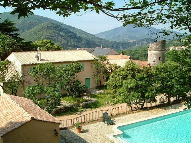 Chteau de Colombires sur Orb à Colombières-sur-Orb