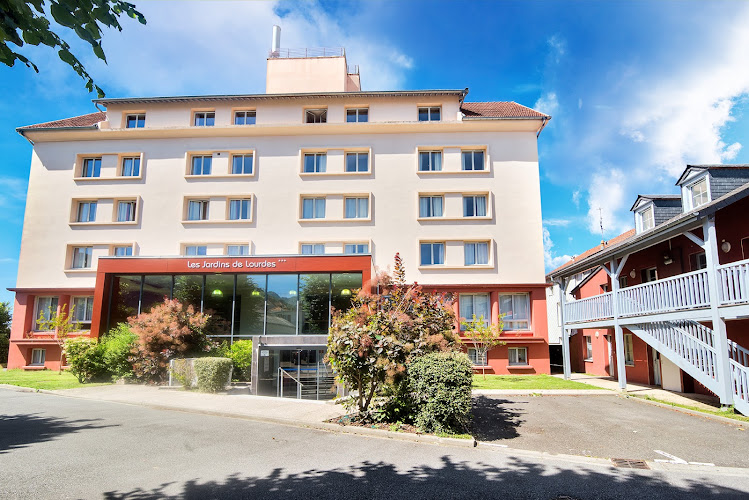 Zenitude Hôtel-Résidences Les Jardins de Lourdes