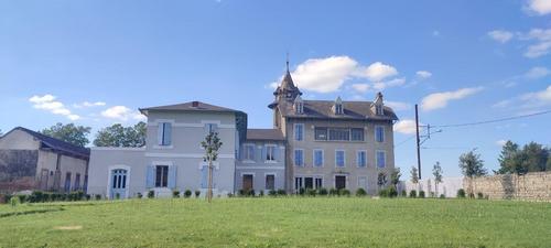 Le Clos Montaigu à Arcizac Adour