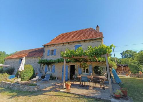 Gîtes de France® - Pérégrine à MONTVALENT