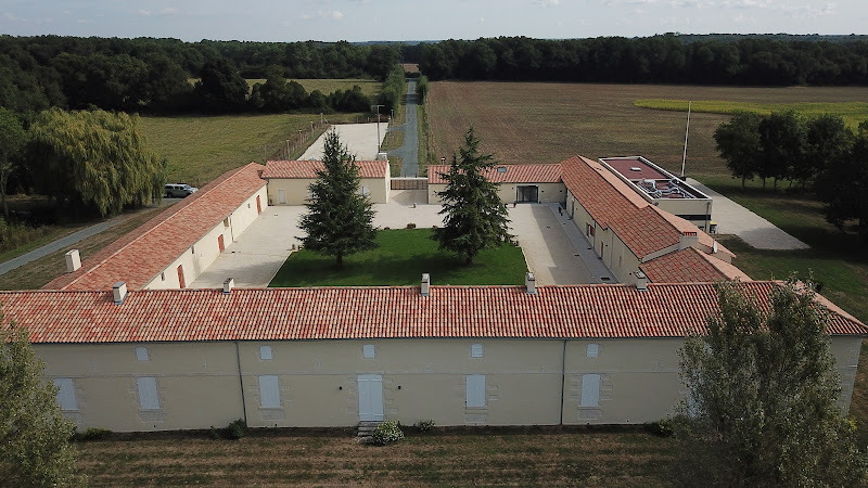 Domaine de l Abadaire à La Gripperie-Saint-Symphorien