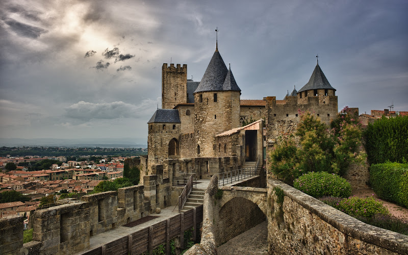 Locations d appartements à la nuit Parking à Carcassonne