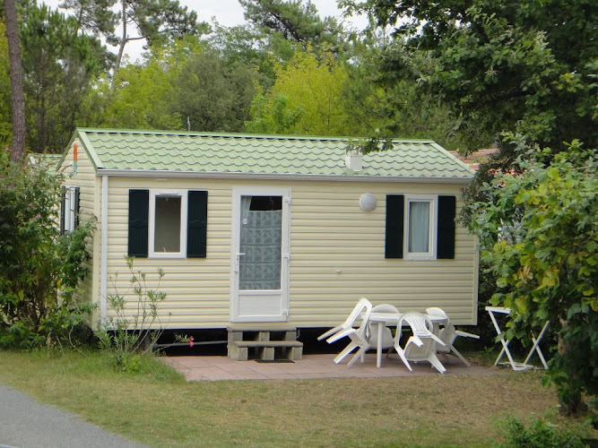 Caravan les Pins à La Tremblade