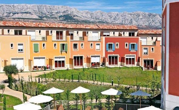 Park & Suites Village Aix en Provence à Rousset