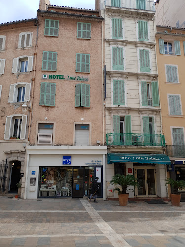 hôtel Trois Dauphins à Toulon