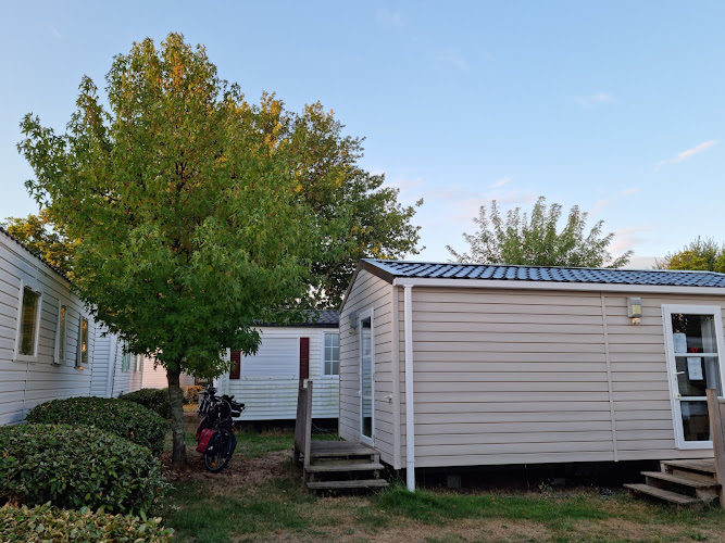 Camping Les Petits Écureuils *** à Biscarrosse