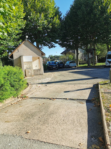 Aire de camping-car avec service à Bourgs-sur-Colagne