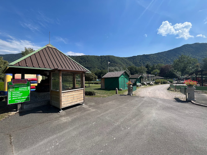 Camping Le Lac À Jojo à Orcier